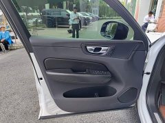 Volvo XC60 T5 AWD Smart Sport Edition - ფოტო 6