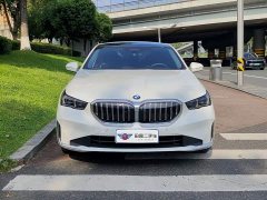 BMW 5 Series 530Li Luxury M Sport Package - ფოტო 2