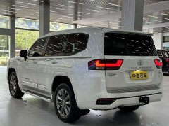 Toyota Land Cruiser (Imported) 2025 3.3T Diesel - ფოტო 13