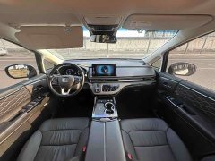 Honda Odyssey 2024 2.0L e:HEV Luxury - ფოტო 6