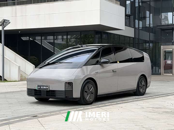 Li Auto MEGA Home Family Edition - ავტომობილი ჩინეთიდან
