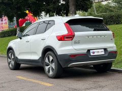 Volvo XC40 B3 Smart Remote Luxury Edition - ფოტო 4