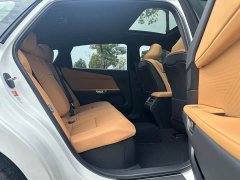 Lexus ES 300h - ფოტო 14