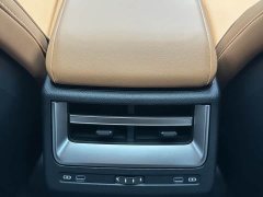 Lexus ES 300h - ფოტო 18