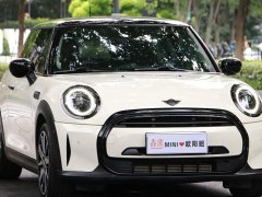 BMW MINI 1.5T COOPER Artist - ფოტო 4