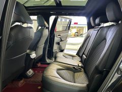 Toyota Crown Venza 2.5L HEV AWD Luxury - ფოტო 6