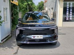 IM Motors Zhiji LS8 52 Max Luxury Six-Seater - ფოტო 2