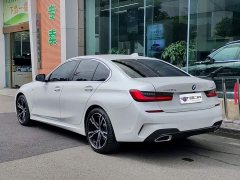 BMW 3 Series 325i M Sport Package - ფოტო 4