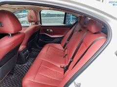 BMW 3 Series 325i M Sport Package - ფოტო 8