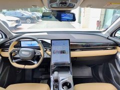 Geely Boyue L 1.5TD DCT Luxury - ფოტო 10