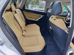Geely Boyue L 1.5TD DCT Luxury - ფოტო 11