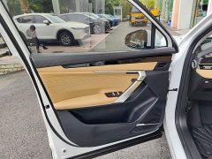 Geely Boyue L 1.5TD DCT Luxury - ფოტო 6