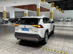 Toyota RAV4 2.0L CVT FWD Fashion Plus - ფოტო 6