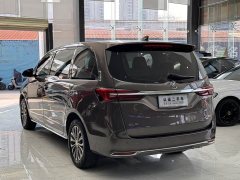Buick GL8 Land Business Class Comfort Edition - ფოტო 7