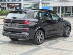 BMW X5 xDrive 30Li M Sport Luxury Night Edition Package - ფოტო 5