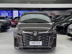 Buick GL8 Land Business Class Comfort Edition - ფოტო 2