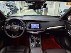 Cadillac XT4 28T FWD Luxury - ფოტო 9