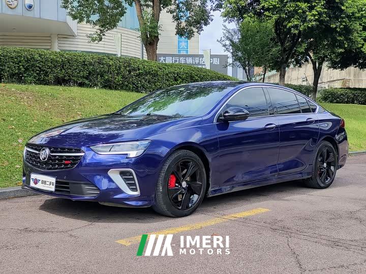 Buick Regal GS 28T Premium