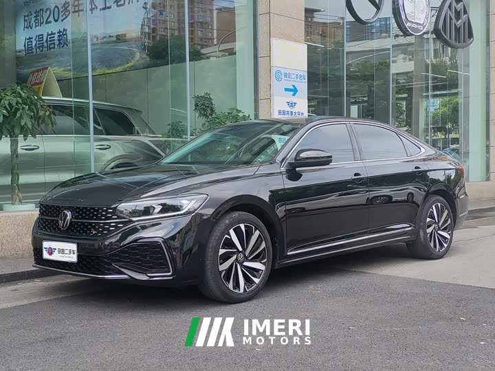 Volkswagen Passat Facelift 330TSI Starry Sky Elite - ავტომობილი ჩინეთიდან