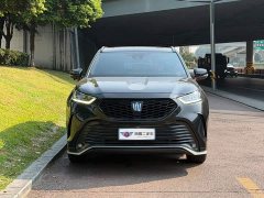 Toyota Crown Venza 2.5L HEV AWD Luxury - ფოტო 2
