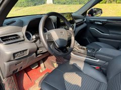 Toyota Crown Venza 2.5L HEV AWD Luxury - ფოტო 7