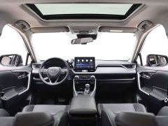 Toyota Venza 2020 Hybrid 2.5L E-CVT FWD Luxury - ფოტო 13