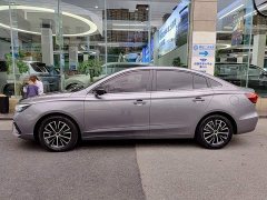 SAIC MG i5 2021 1.5L CVT Platinum Edition - ფოტო 3