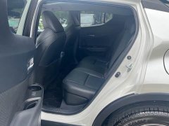 Toyota C-HR 2021 2.0L Luxury - ფოტო 12