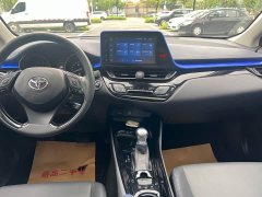Toyota C-HR 2021 2.0L Luxury - ფოტო 17