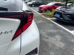 Toyota C-HR 2021 2.0L Luxury - ფოტო 9