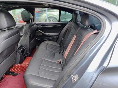 BMW 5 Series (Imported) 530i M Sport Package - ფოტო 8