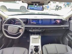 Lincoln Explorer 2023 2.0T Two-Wheel Drive Premium - ფოტო 10