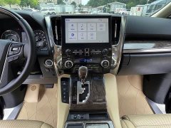 Toyota Alphard Hybrid 2.5L Premium Edition - ფოტო 10