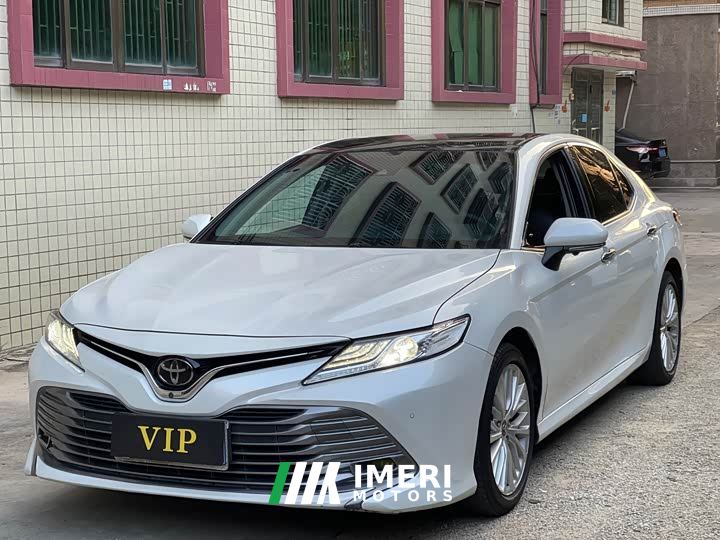Toyota Camry 2.5G Luxury