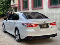 Toyota Camry 2.5G Luxury - ფოტო 9