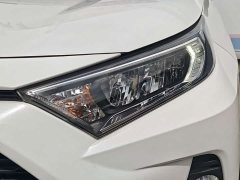 Toyota RAV4 2.0L CVT FWD Urban Edition - ფოტო 7