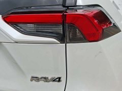 Toyota RAV4 2.0L CVT FWD Urban Edition - ფოტო 9
