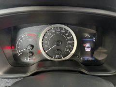Toyota Corolla 2022 1.8L CVT Luxury - ფოტო 11