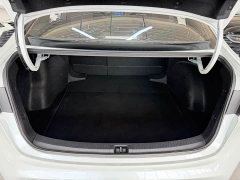 Toyota Corolla 2022 1.8L CVT Luxury - ფოტო 20