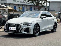 Audi A3 Facelift A3L Limousine 35 TFSI Luxury Sport - ფოტო 1