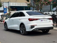 Audi A3 Facelift A3L Limousine 35 TFSI Luxury Sport - ფოტო 4