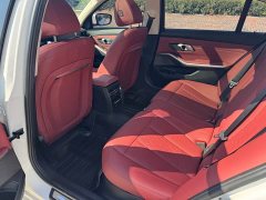 BMW 3 Series 325Li M Sport Package - ფოტო 11