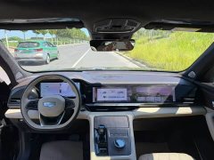 Geely Xingyue L Oriental Radiance 2.0T Auto Panorama Edition - ფოტო 6