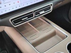 Li Auto L6 Pro Smart Refresh Edition - ფოტო 8