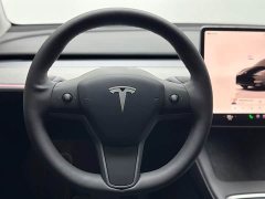 Tesla Model Y Rear-Wheel Drive - ფოტო 17