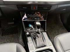 Volkswagen Passat 330TSI Luxury - ფოტო 10