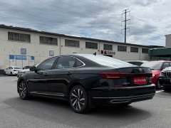 Volkswagen Passat 330TSI Luxury - ფოტო 14
