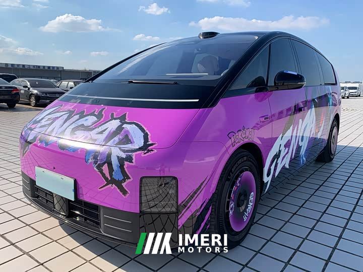 Li Auto MEGA Home Family Edition