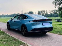 Deepal Deep Blue L07 230Max Qiankun Smart Driving ADS SE Extended Range Version - ფოტო 7
