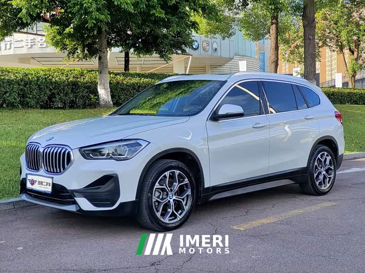 BMW X1 sDrive25Li Leading Edition